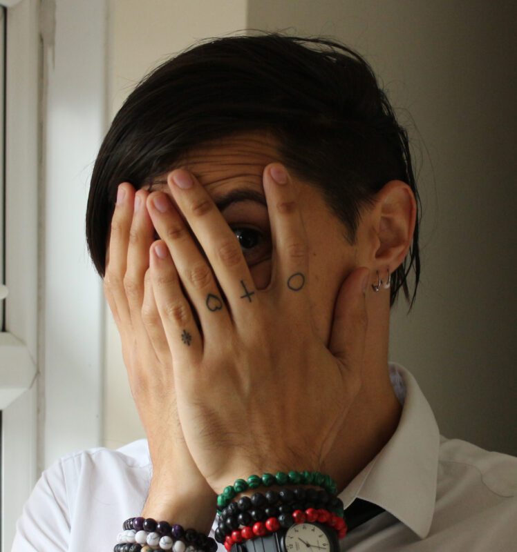 Gareth Haze Announces Himself with Debut EP ‘Stranger in a Strange Land’