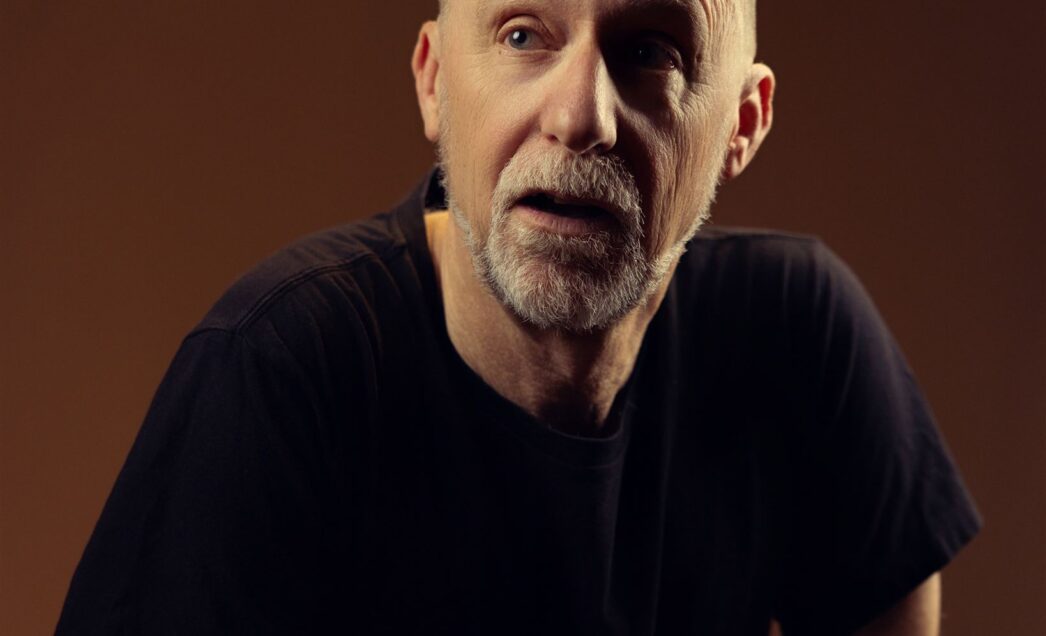 Gary Hubber Chooses the Long Way Round on New Pop-Rock Single ‘Running From The Light’