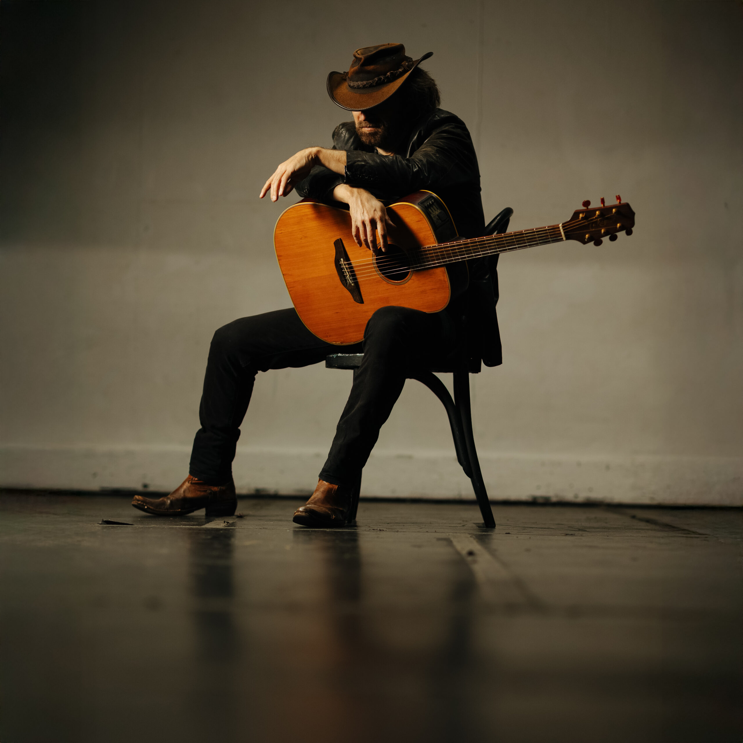 Tom Moriarty Blends Heart, Grit and Growth on ‘Chapters’