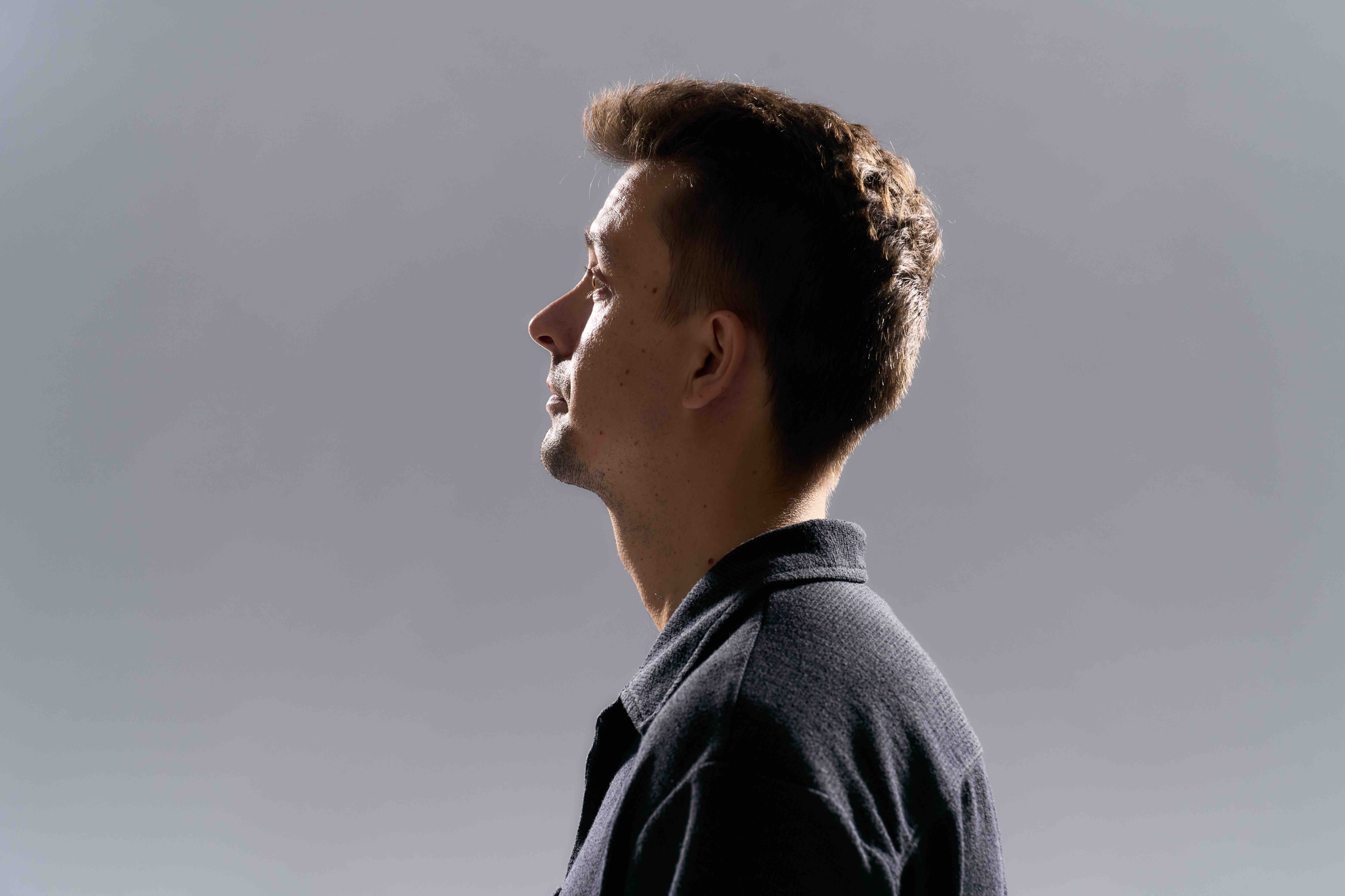 Steve Stinson Embraces Growth And New Beginnings On Reflective New Single ‘Fly Away’