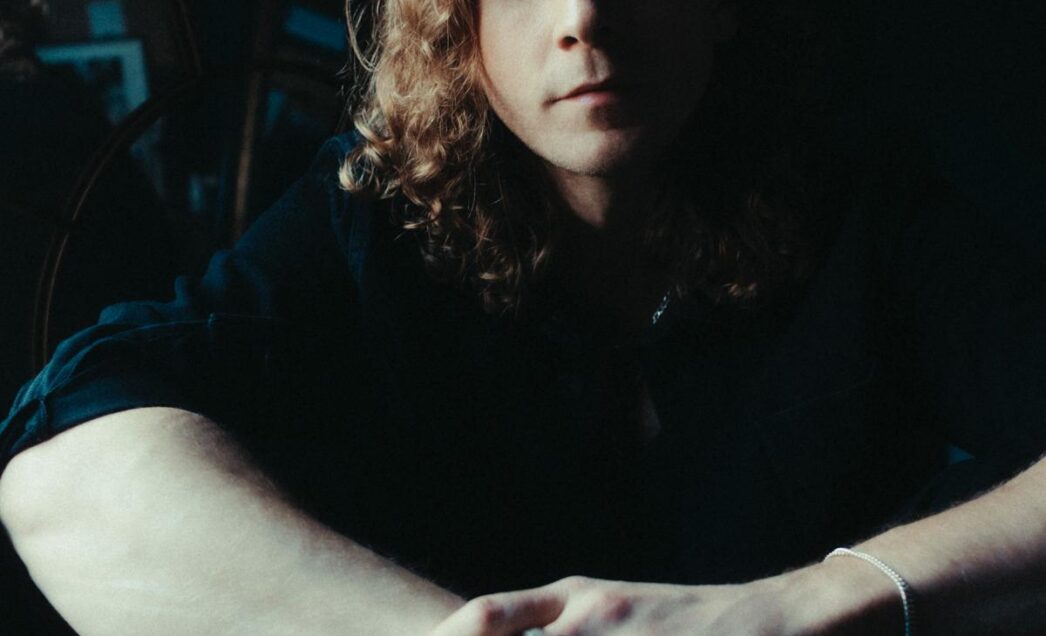 Lewis Knaggs turns grief into instruction on “Forget How To Forgive”