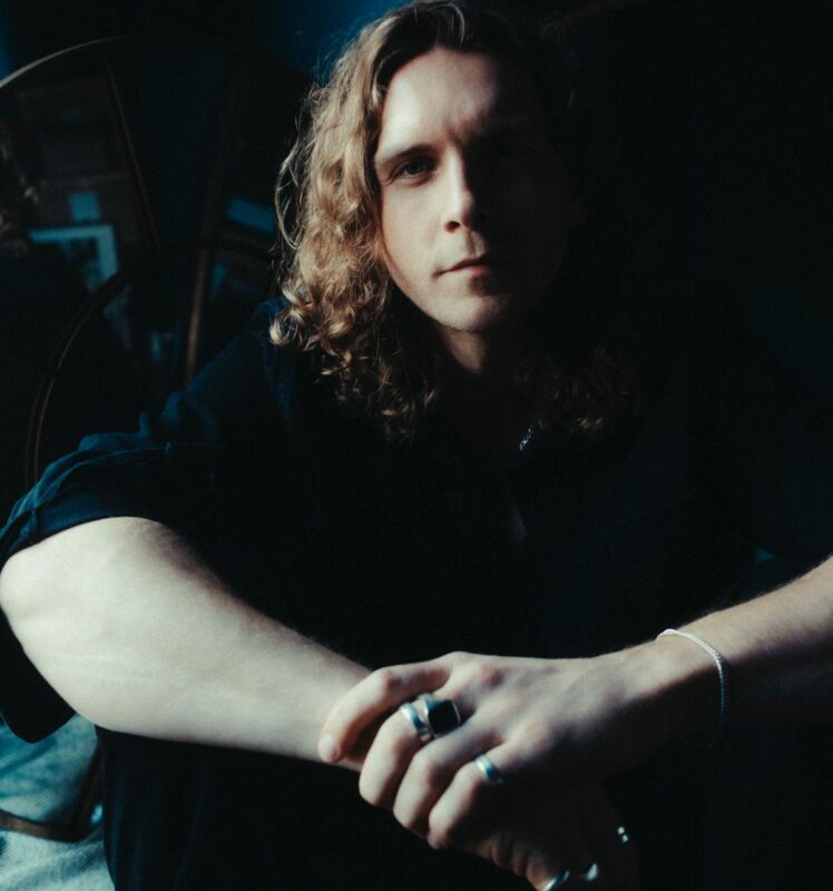 Lewis Knaggs turns grief into instruction on “Forget How To Forgive”