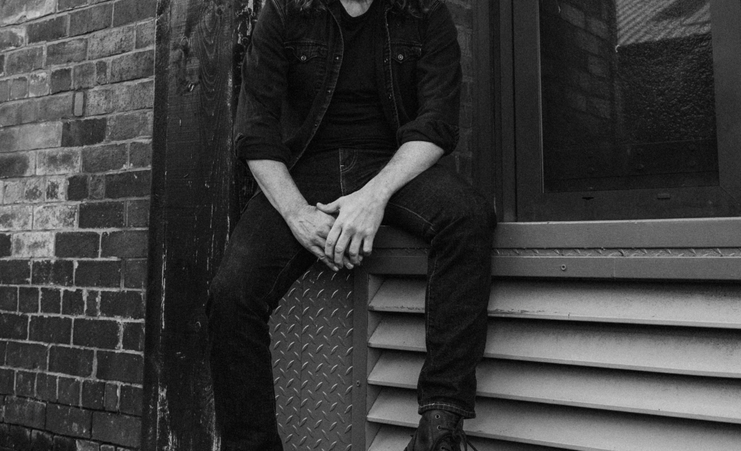 First Listen: Wayne Banks Debuts With ‘World We Share’
