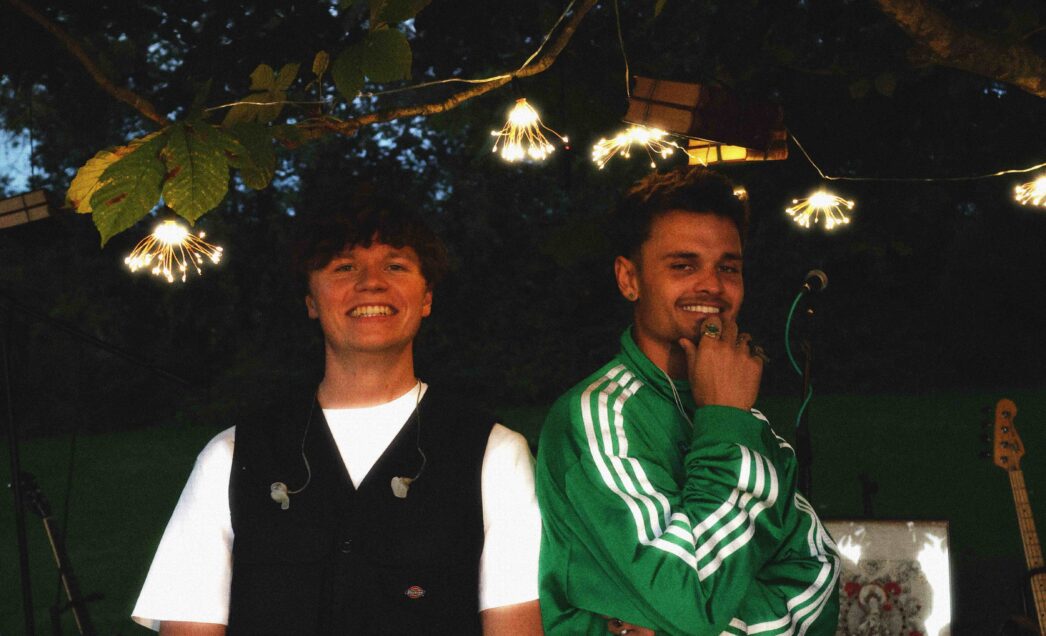 Molly Gone Mad Bring Funk, Soul and Escapism On Debut Album ‘Modern World’